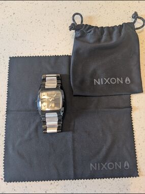 Nixon The Banks  Black & Silver